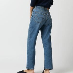 Levis Jeans 26x26 Wedgie Straight Medium Wash‎ Distressed Stretch Preppy Classic